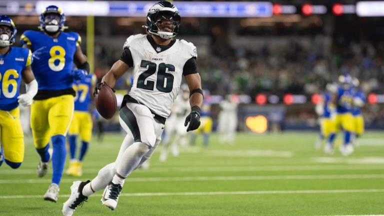 Ça se passait un 25 novembre 2024 : Saquon Barkley pulvérise le record des Eagles avec 255 verges