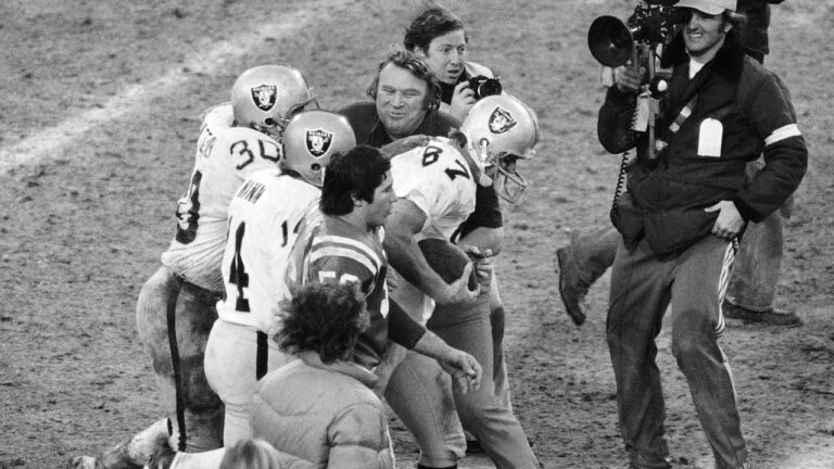 Ça se passait un 24 décembre 1977: Le légendaire « Ghost to the Post »